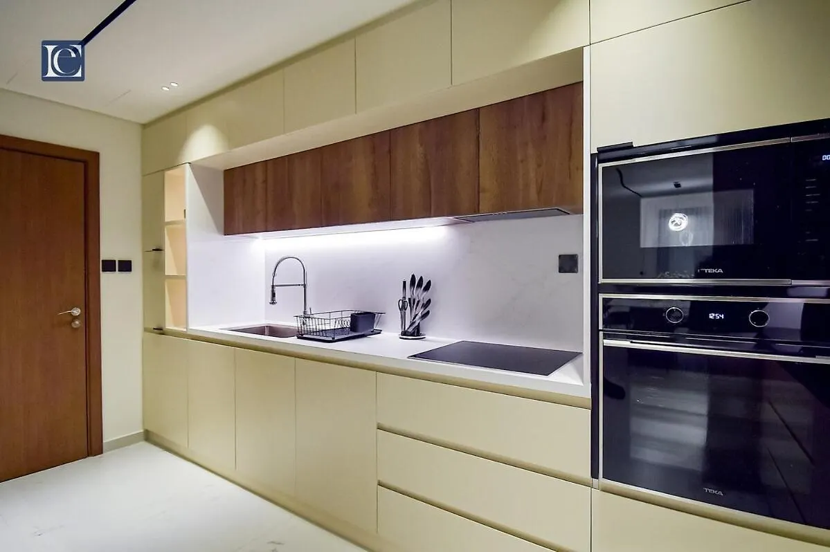 Luxury Escapes - Elegant 3 Bedroom Plus Maids Room Apartment In Jbr Dubai